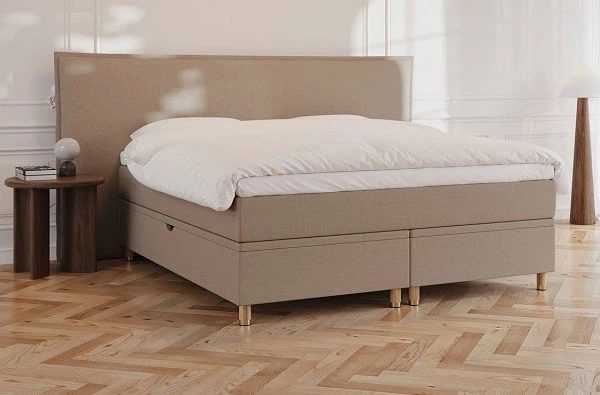 Alva kontinentalseng med oversize gavl